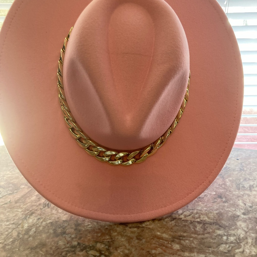 Odiva Celebrity Chain , Pink Bowler Hat One , Size (56-58 cm)